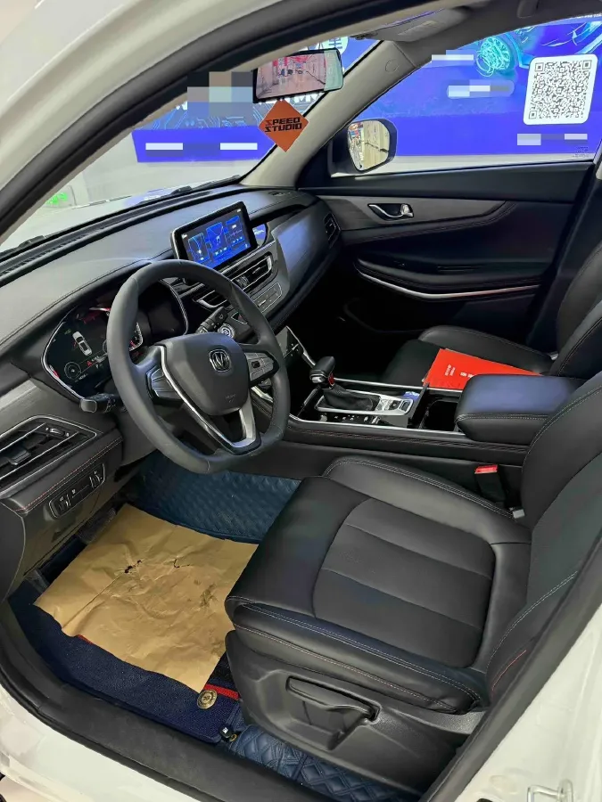 2021 ChangAn CS75 1.5T 178HP L4 7DCT,autocango,china used car exporter,china ev exporter,chinese used car exporter,chinese used ev exporter