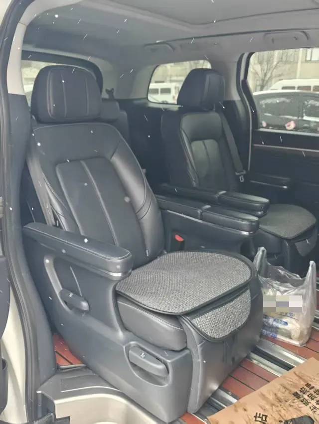 2021 GAC Trumpchi M8 2.0T 252HP L4 8AT,autocango,china used car exporter,china ev exporter,chinese used car exporter,chinese used ev exporter