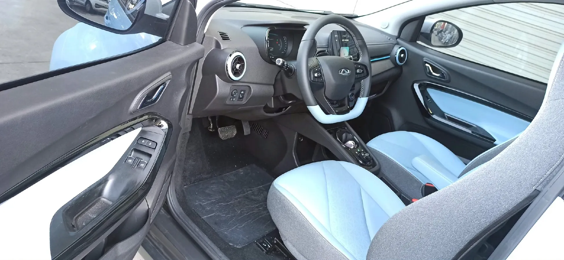 2024 Chery Little Ant BEV 23.99KWH,autocango,china used car exporter,china ev exporter,chinese used car exporter,chinese used ev exporter