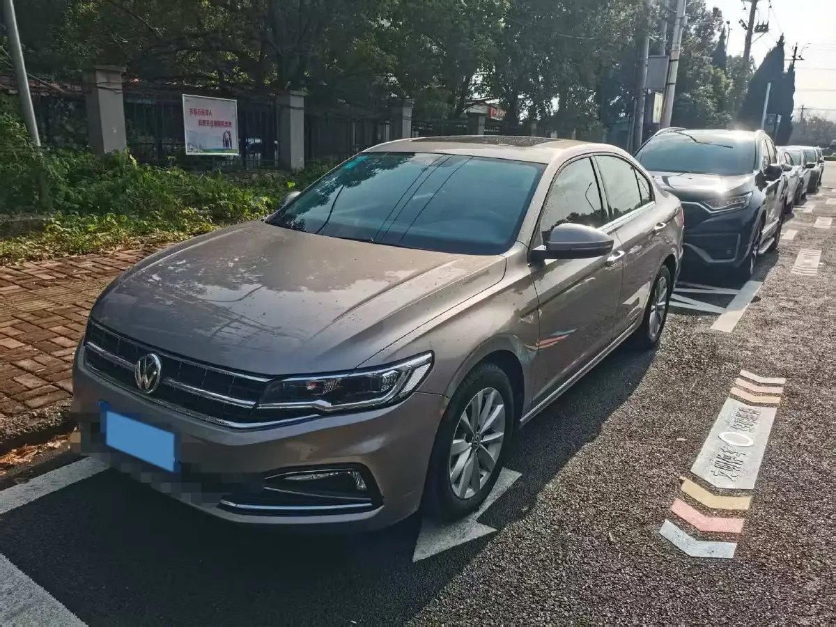 2020 Volkswagen Bora 1.5L 113HP L4 6AT