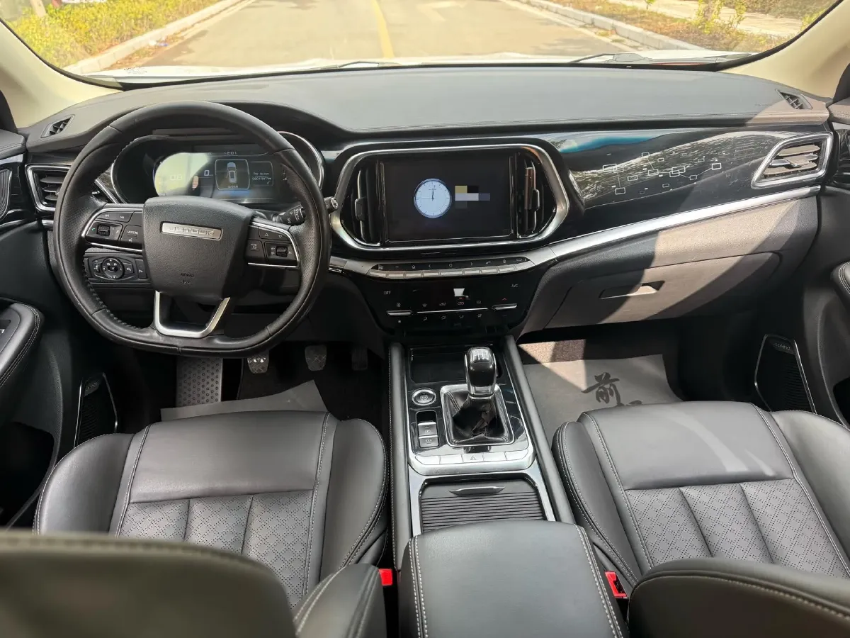 2019 Jetour X90 1.5T 147HP L4 6MT,autocango,china used car exporter,china ev exporter,chinese used car exporter,chinese used ev exporter