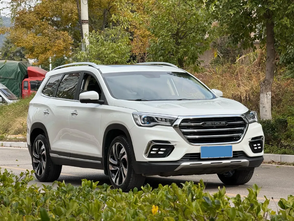 2019 Jetour X90 1.5T 147HP L4 6MT,autocango,china used car exporter,china ev exporter,chinese used car exporter,chinese used ev exporter