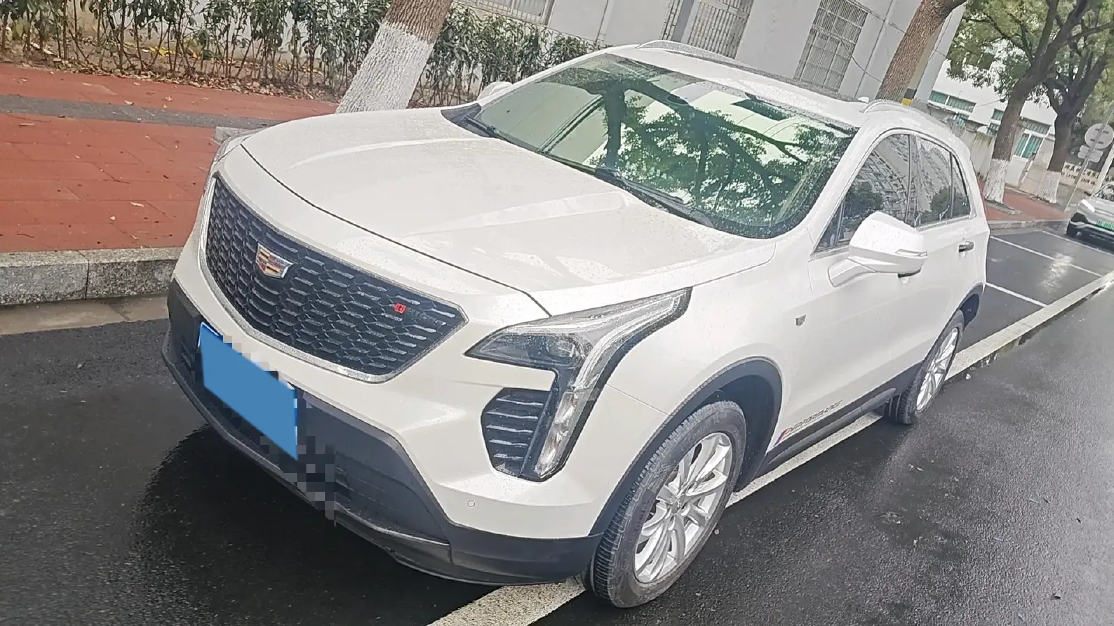 2021 Cadillac XT4 2.0T 237HP L4 9AT