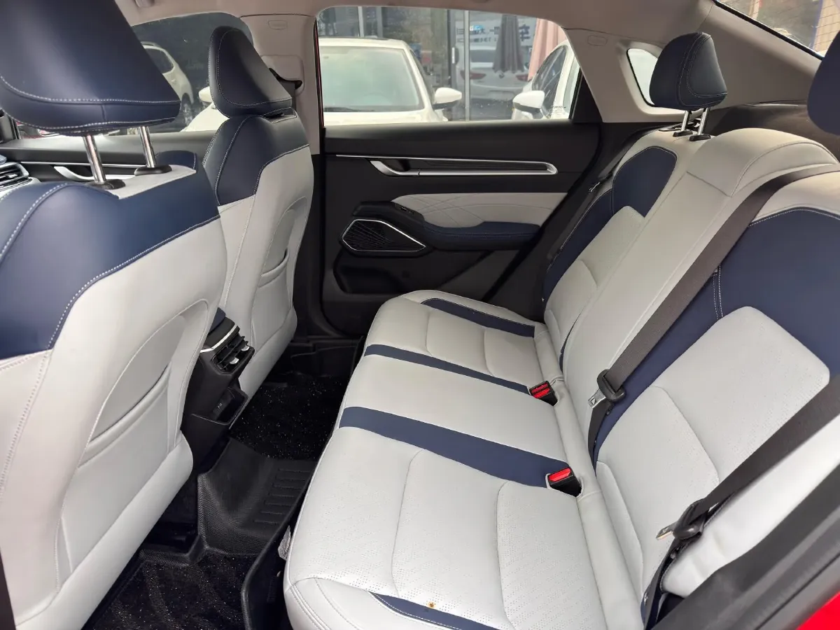 2022 Geely Emgrand 1.5L 114HP L4 CVT,autocango,china used car exporter,china ev exporter,chinese used car exporter,chinese used ev exporter