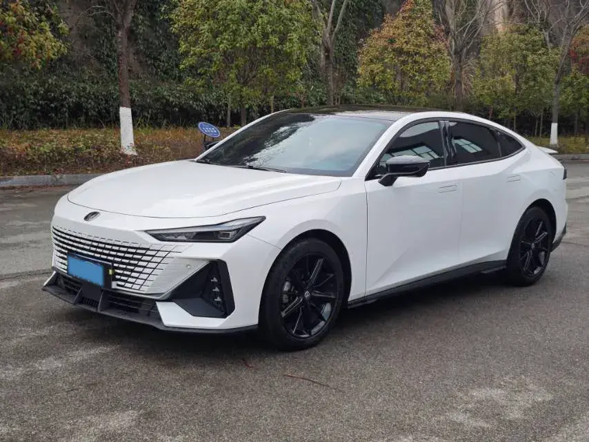 2023 ChangAn UNI-V 1.5T 188HP L4 7DCT