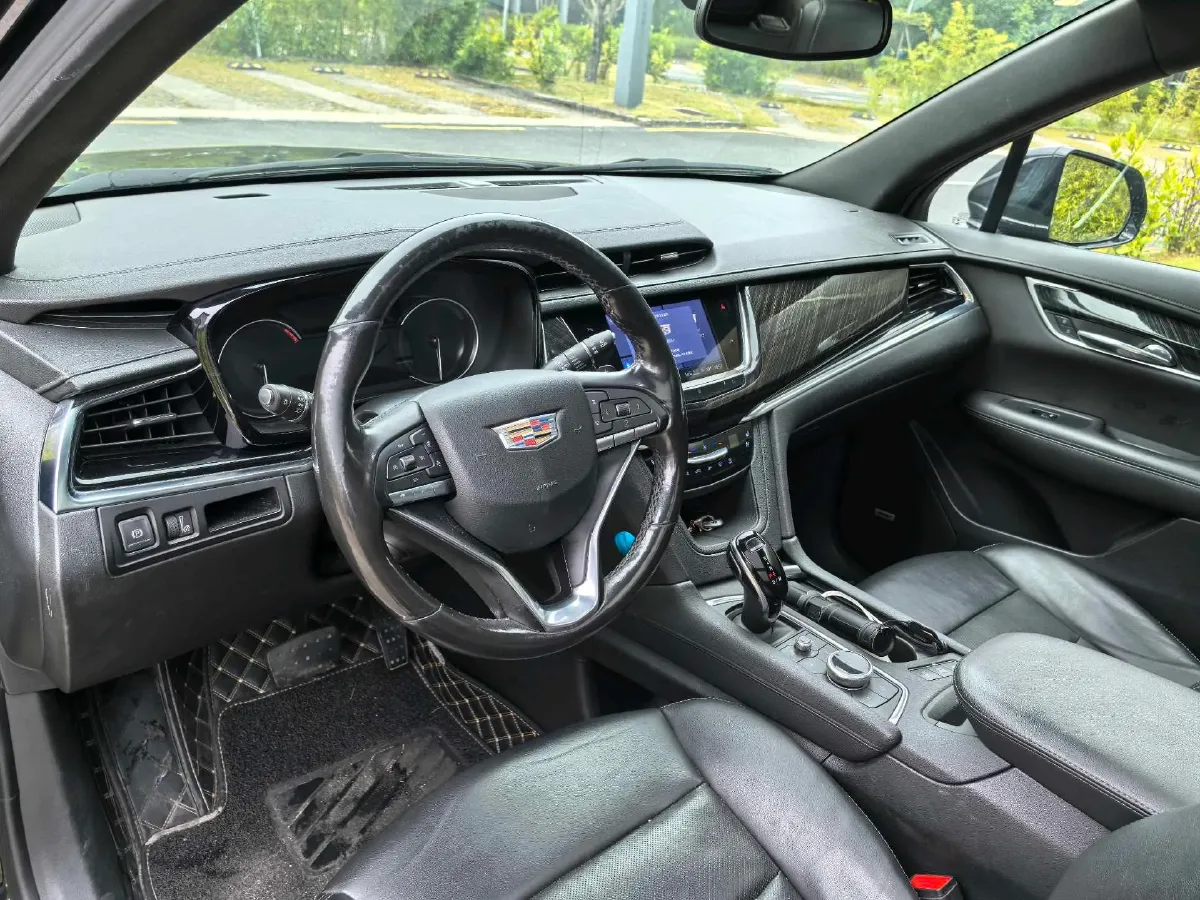 2021 Cadillac XT6 2.0T 237HP L4 9AT,autocango,china used car exporter,china ev exporter,chinese used car exporter,chinese used ev exporter