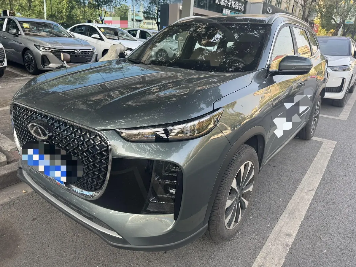 2025 Chery Tiggo 8 Plus 1.6T 197HP L4 7DCT,autocango,china used car exporter,china ev exporter,chinese used car exporter,chinese used ev exporter