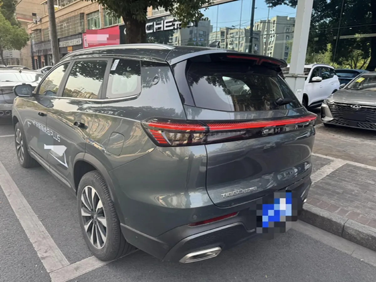 2025 Chery Tiggo 8 Plus 1.6T 197HP L4 7DCT,autocango,china used car exporter,china ev exporter,chinese used car exporter,chinese used ev exporter