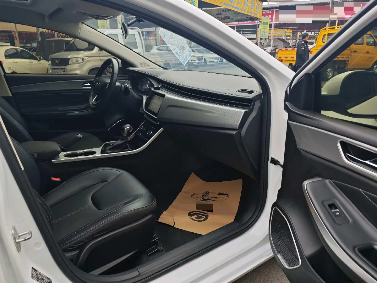 2019 Chery Arrizo 5 1.5L 116HP L4 CVT,autocango,china used car exporter,china ev exporter,chinese used car exporter,chinese used ev exporter