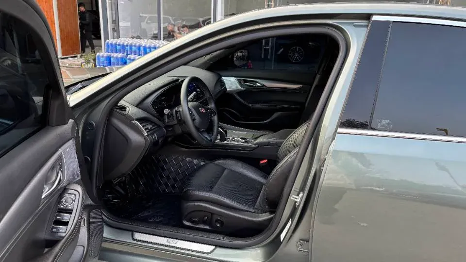 2023 Cadillac CT5 2.0T 237HP L4 10AT,autocango,china used car exporter,china ev exporter,chinese used car exporter,chinese used ev exporter