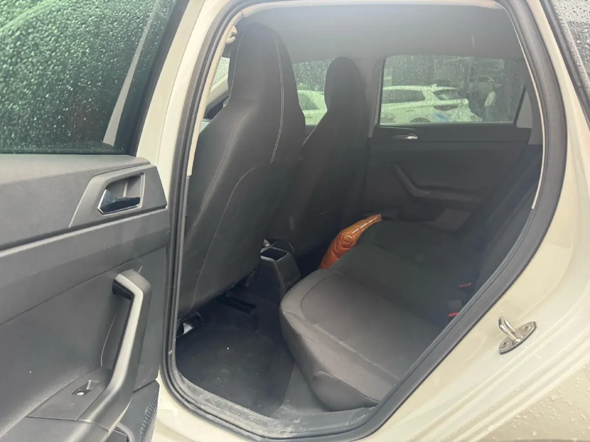 2023 Volkswagen Polo 1.5L 110HP L4 6AT,autocango,china used car exporter,china ev exporter,chinese used car exporter,chinese used ev exporter