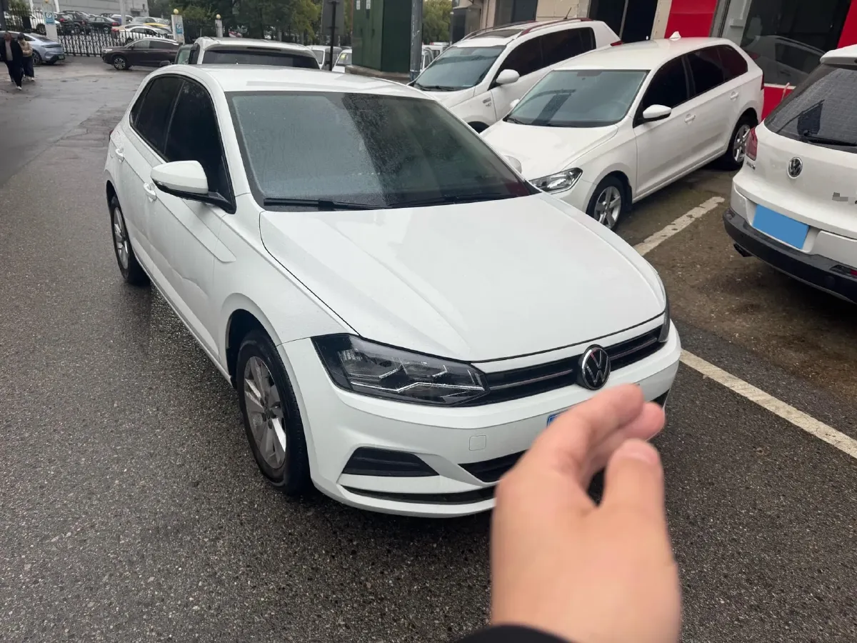 2023 Volkswagen Polo 1.5L 110HP L4 6AT,autocango,china used car exporter,china ev exporter,chinese used car exporter,chinese used ev exporter