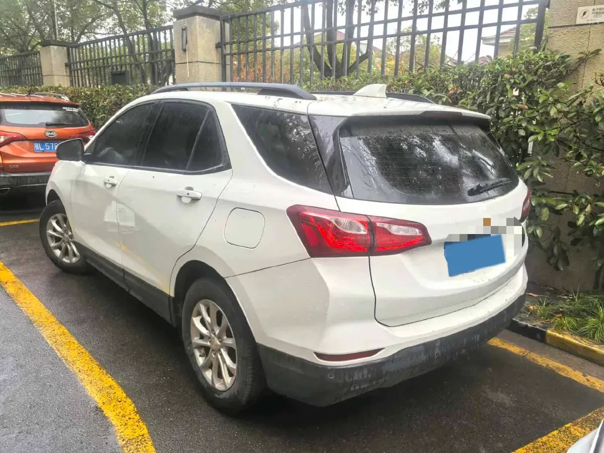 2018 Chevrolet Equinox 1.5T 180HP L4 6AT,autocango,china used car exporter,china ev exporter,chinese used car exporter,chinese used ev exporter
