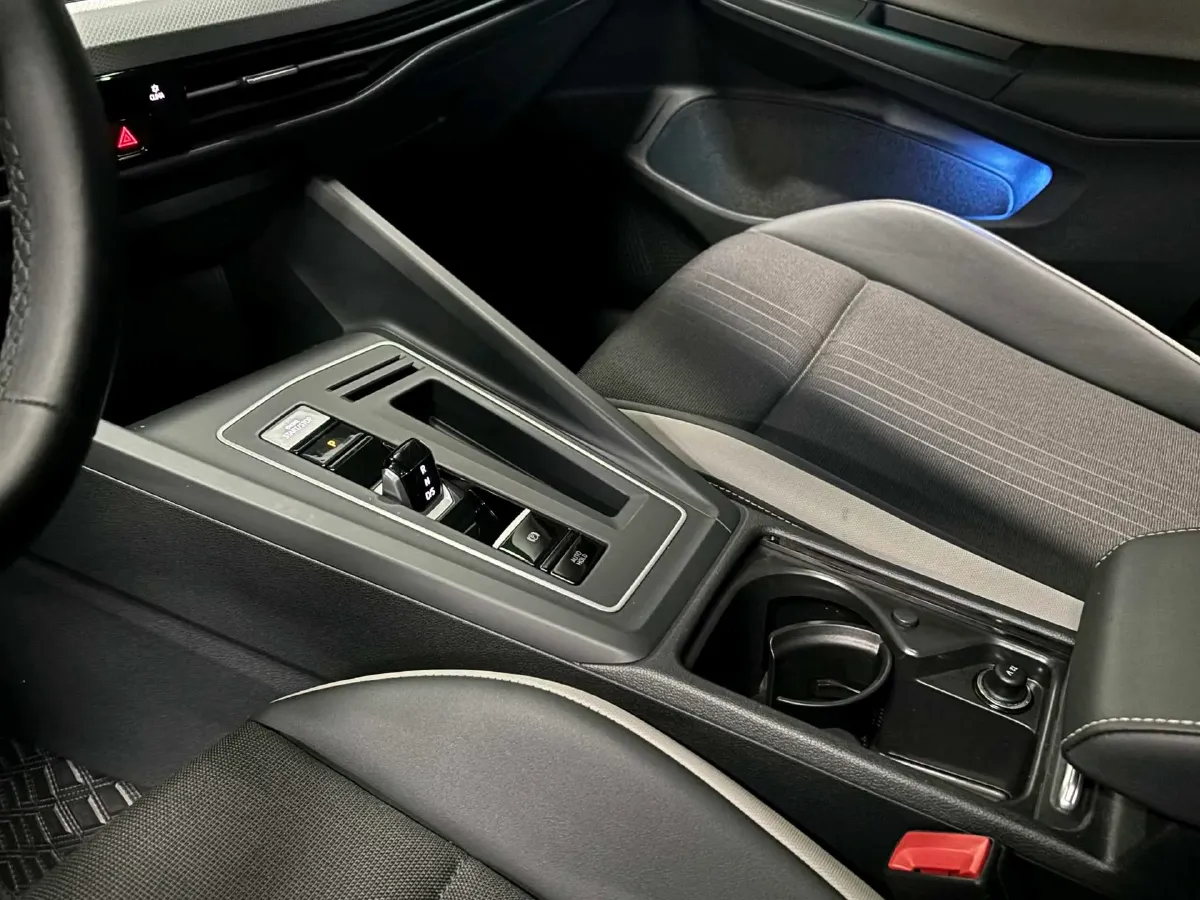 2021 Volkswagen Golf 1.4T 150HP L4 7DCT,autocango,china used car exporter,china ev exporter,chinese used car exporter,chinese used ev exporter