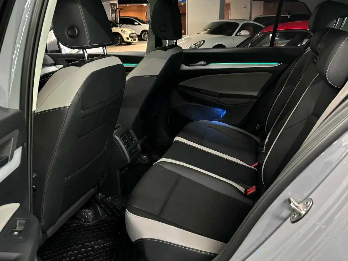 2021 Volkswagen Golf 1.4T 150HP L4 7DCT,autocango,china used car exporter,china ev exporter,chinese used car exporter,chinese used ev exporter