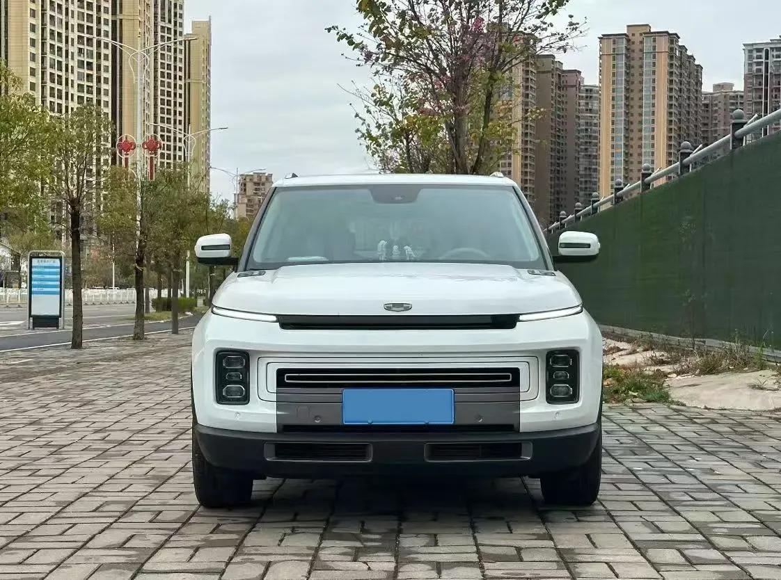 2020 Geely ICON 1.5T 177HP L3 7DCT,autocango,china used car exporter,china ev exporter,chinese used car exporter,chinese used ev exporter