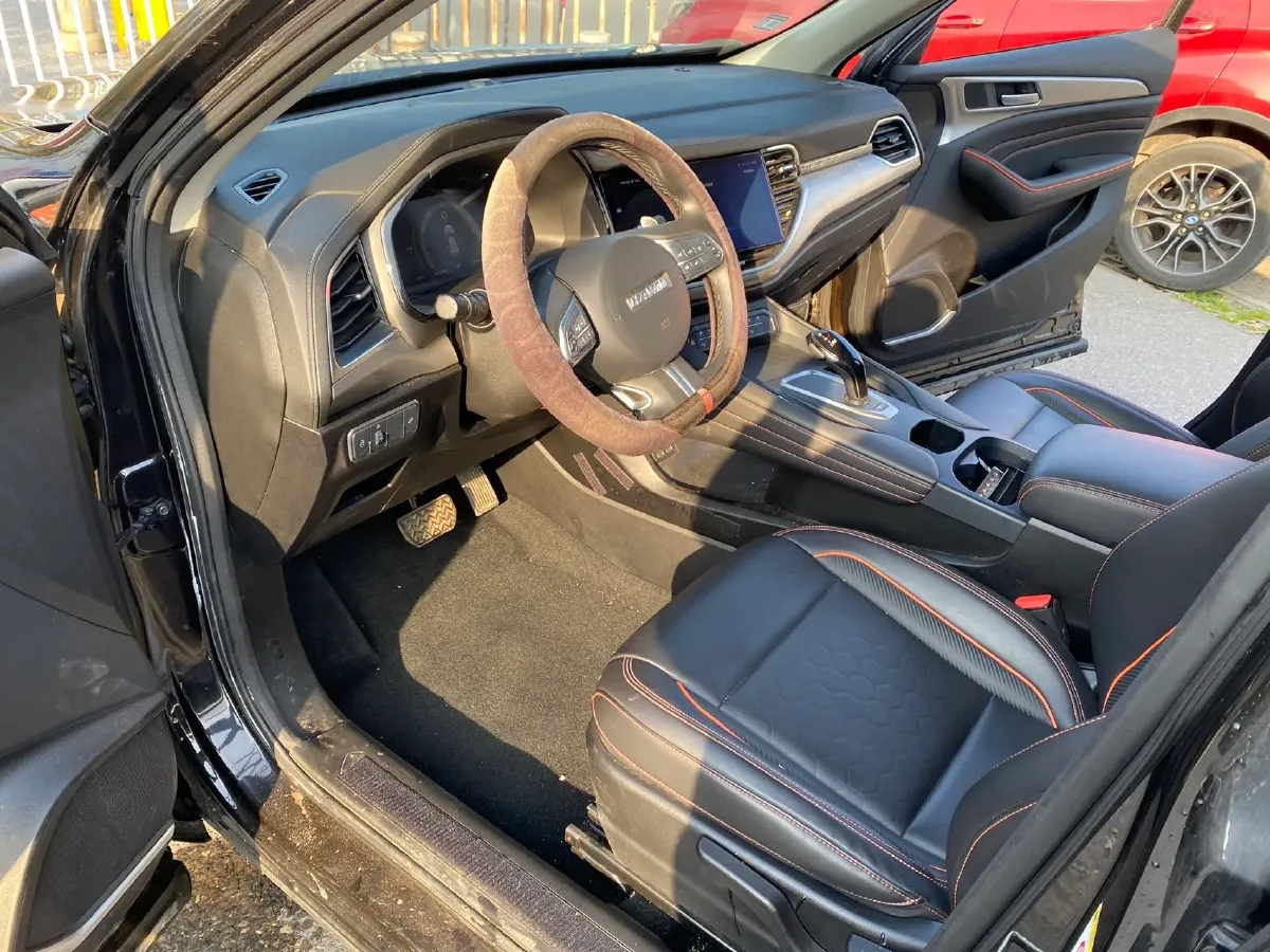 2021 Haval F7 1.5T 169HP L4 7DCT,autocango,china used car exporter,china ev exporter,chinese used car exporter,chinese used ev exporter