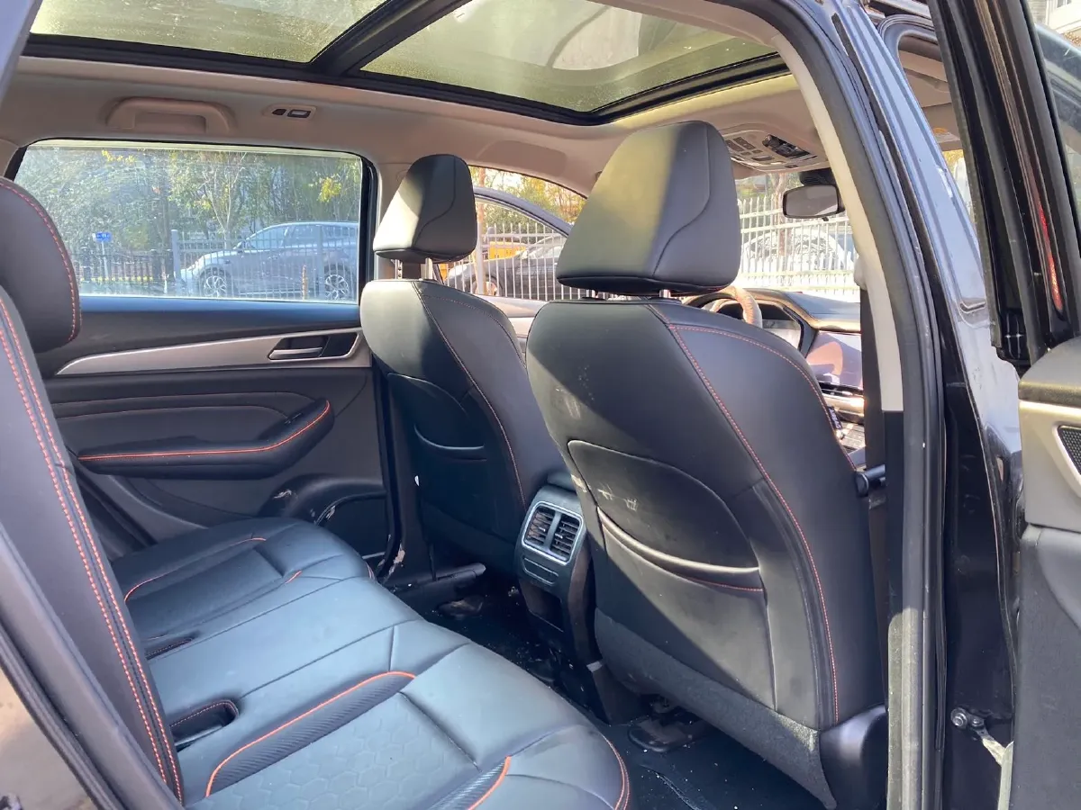 2021 Haval F7 1.5T 169HP L4 7DCT,autocango,china used car exporter,china ev exporter,chinese used car exporter,chinese used ev exporter