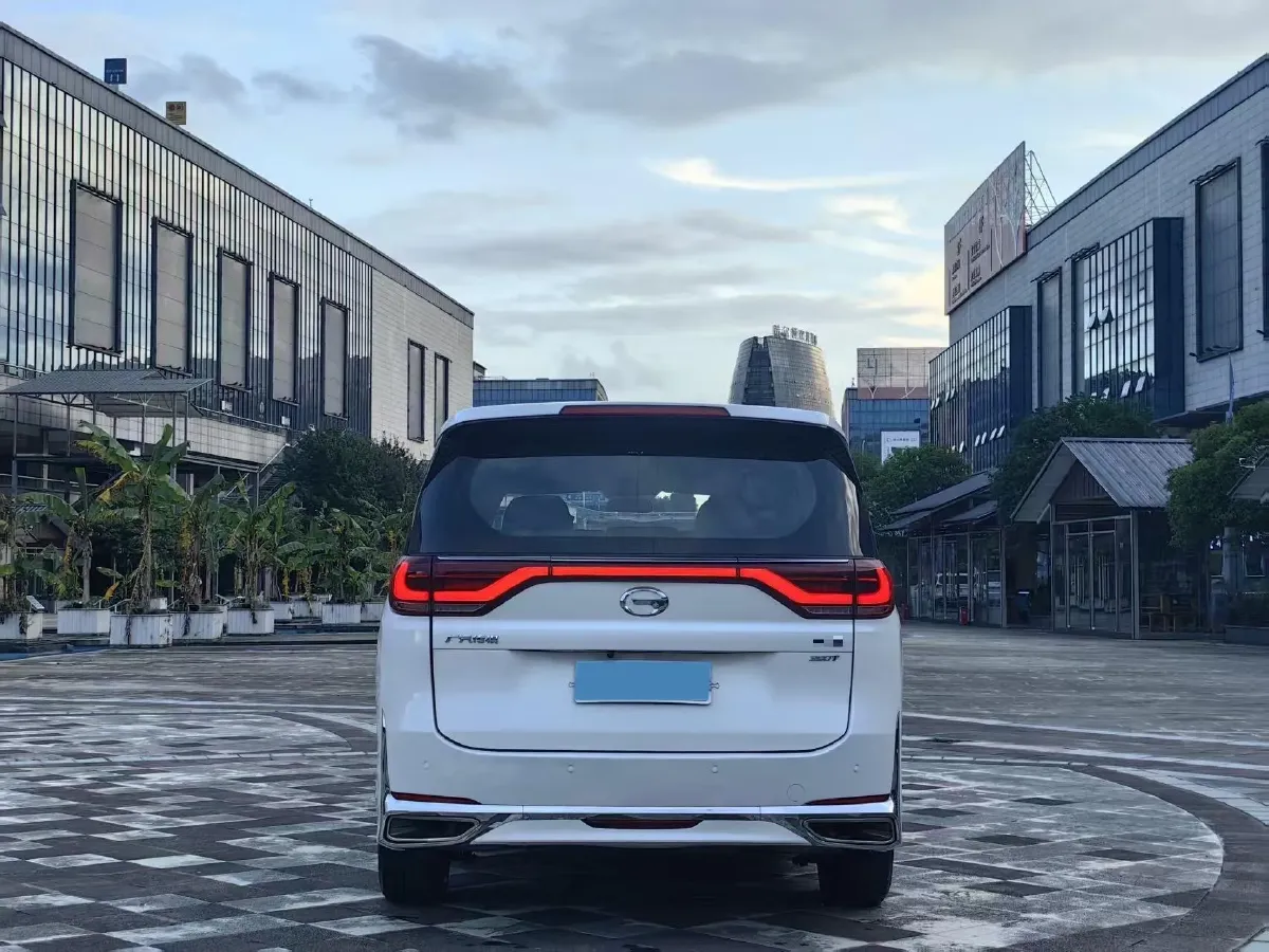 2021 GAC Trumpchi M8 2.0T 252HP L4 8AT,autocango,china used car exporter,china ev exporter,chinese used car exporter,chinese used ev exporter