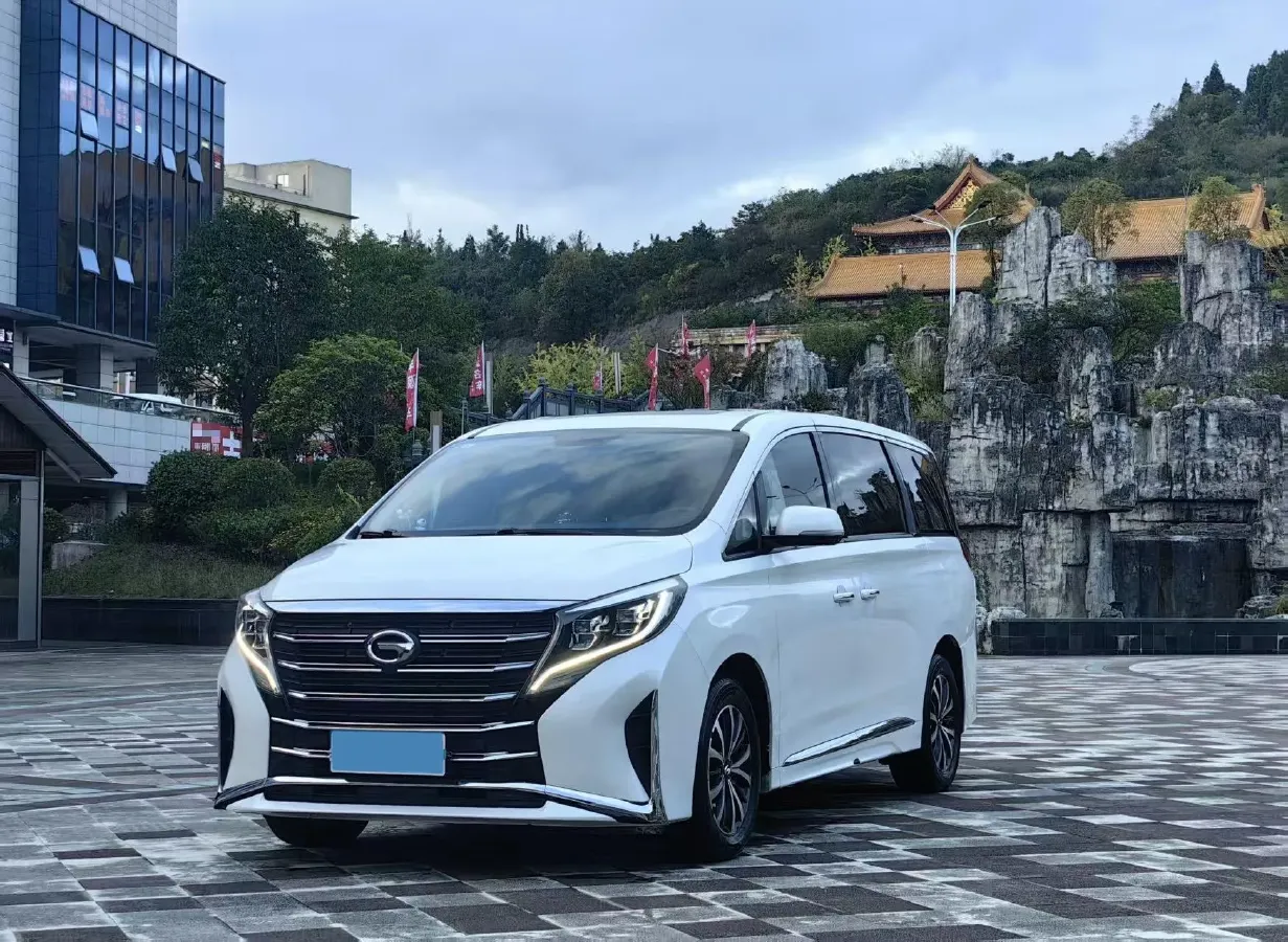 2021 GAC Trumpchi M8 2.0T 252HP L4 8AT,autocango,china used car exporter,china ev exporter,chinese used car exporter,chinese used ev exporter