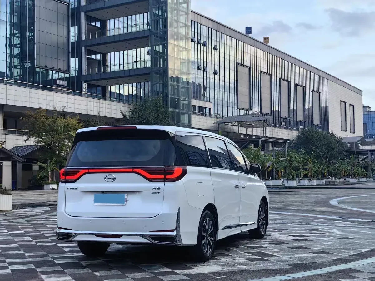 2021 GAC Trumpchi M8 2.0T 252HP L4 8AT,autocango,china used car exporter,china ev exporter,chinese used car exporter,chinese used ev exporter