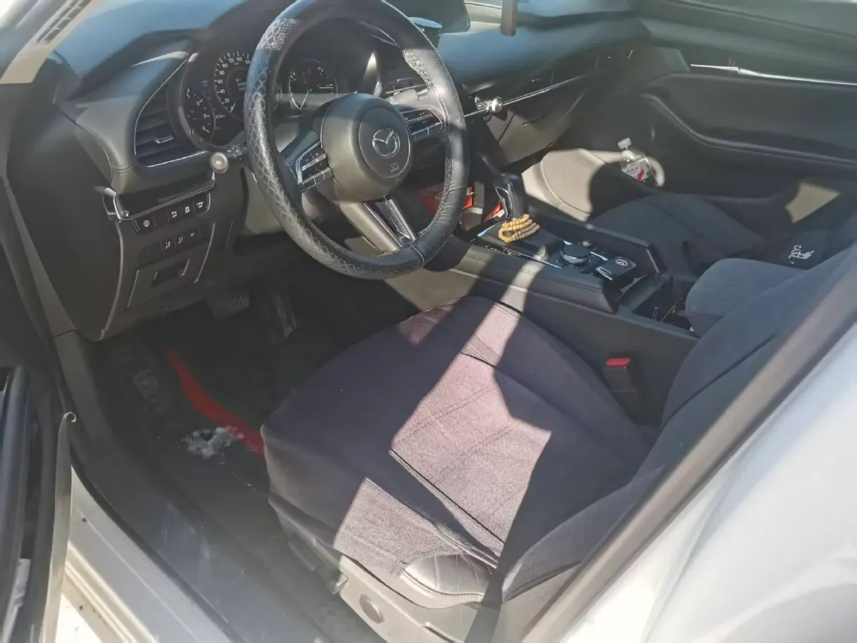 2021 Mazda 3 Axela 2.0L 158HP L4 6AT,autocango,china used car exporter,china ev exporter,chinese used car exporter,chinese used ev exporter