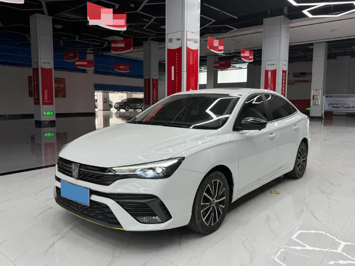 2021 Roewe i5 1.5L 120HP L4 CVT