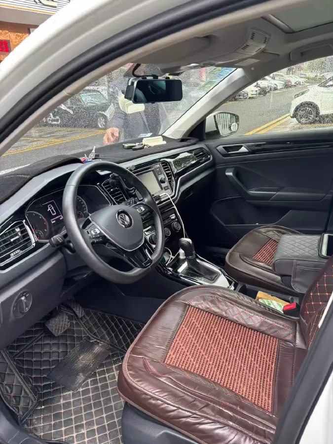 2018 Jeep Renegade 2.0L 155HP L4 9AT,autocango,china used car exporter,china ev exporter,chinese used car exporter,chinese used ev exporter