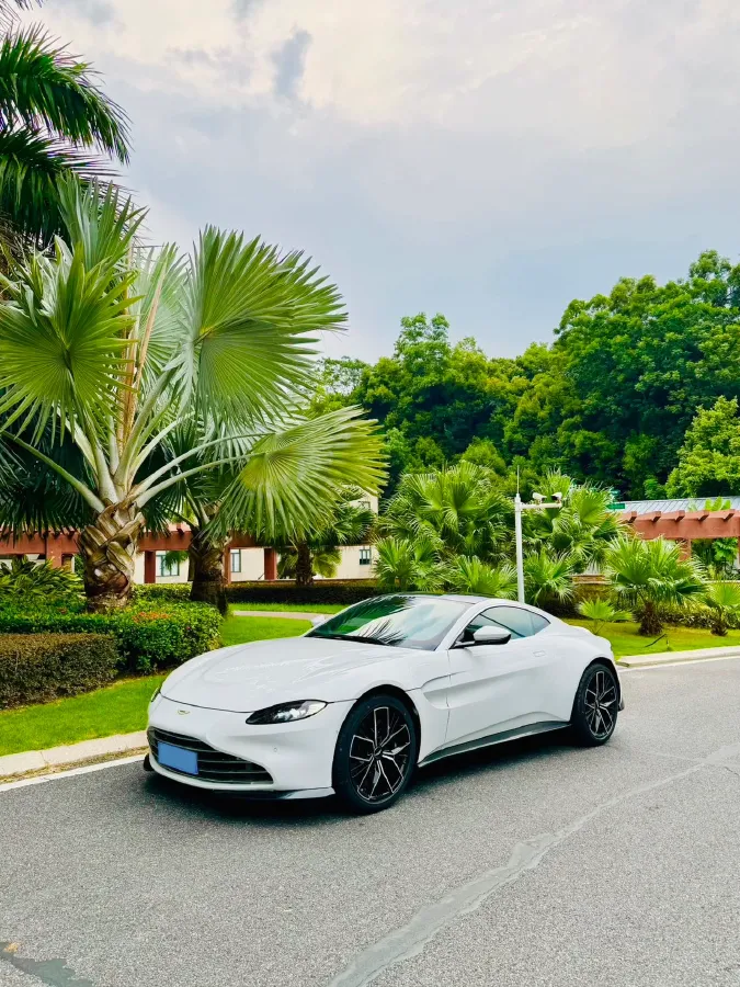 2023 Aston Martin V8 Vantage 4.0T 510HP V8 8AT,autocango,china used car exporter,china ev exporter,chinese used car exporter,chinese used ev exporter