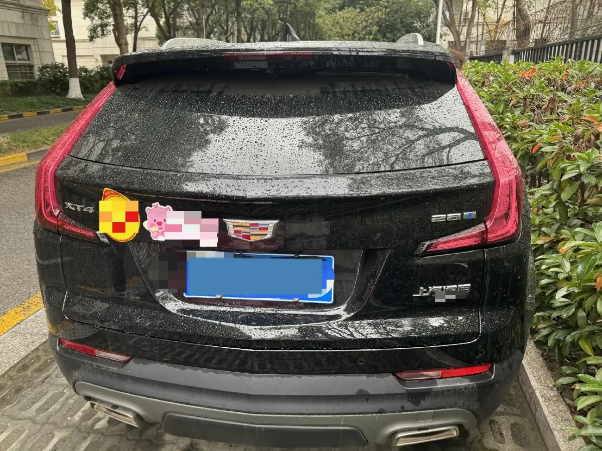 2022 Cadillac XT4 2.0T 237HP L4 9AT,autocango,china used car exporter,china ev exporter,chinese used car exporter,chinese used ev exporter