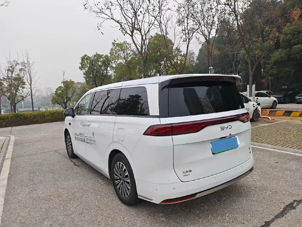 2025 BYD Xia 1.5T 156HP L4 E-CVT PHEV 36.6KWH,autocango,china used car exporter,china ev exporter,chinese used car exporter,chinese used ev exporter