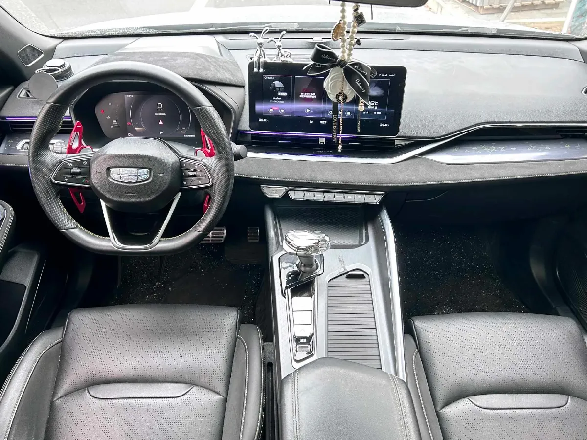 2021 Geely Preface 2.0T 190HP L4 7DCT,autocango,china used car exporter,china ev exporter,chinese used car exporter,chinese used ev exporter