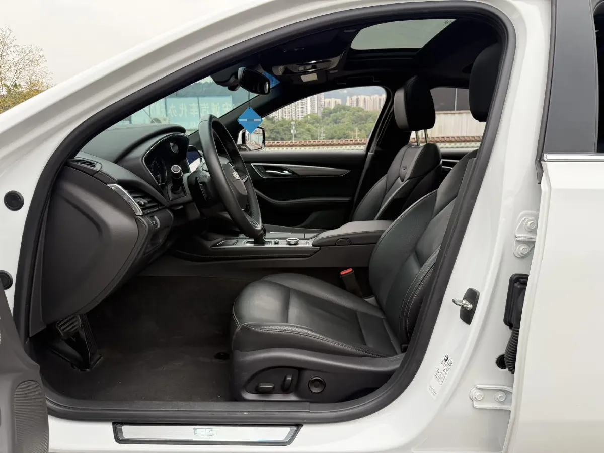 2022 Cadillac CT5 2.0T 237HP L4 10AT,autocango,china used car exporter,china ev exporter,chinese used car exporter,chinese used ev exporter