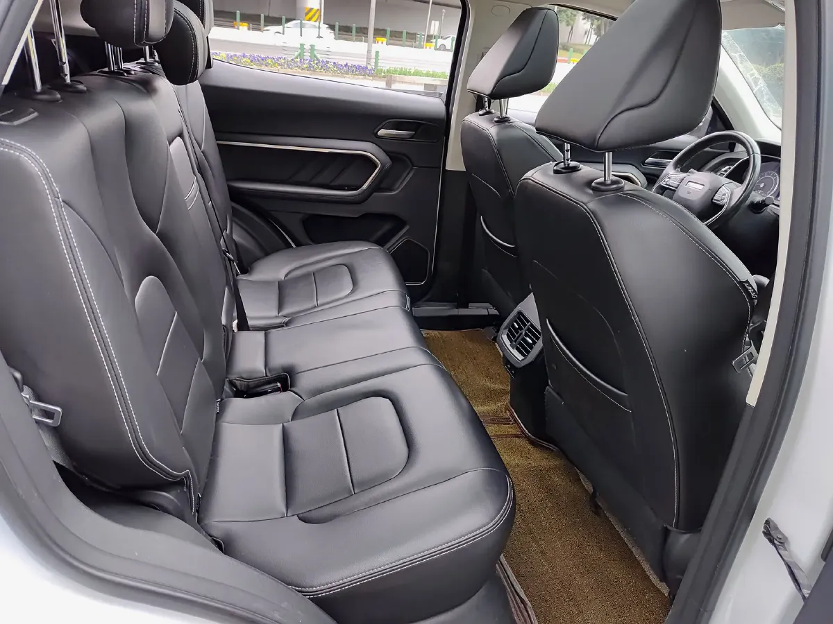 2019 Haval H6 1.5T 169HP L4 7DCT,autocango,china used car exporter,china ev exporter,chinese used car exporter,chinese used ev exporter