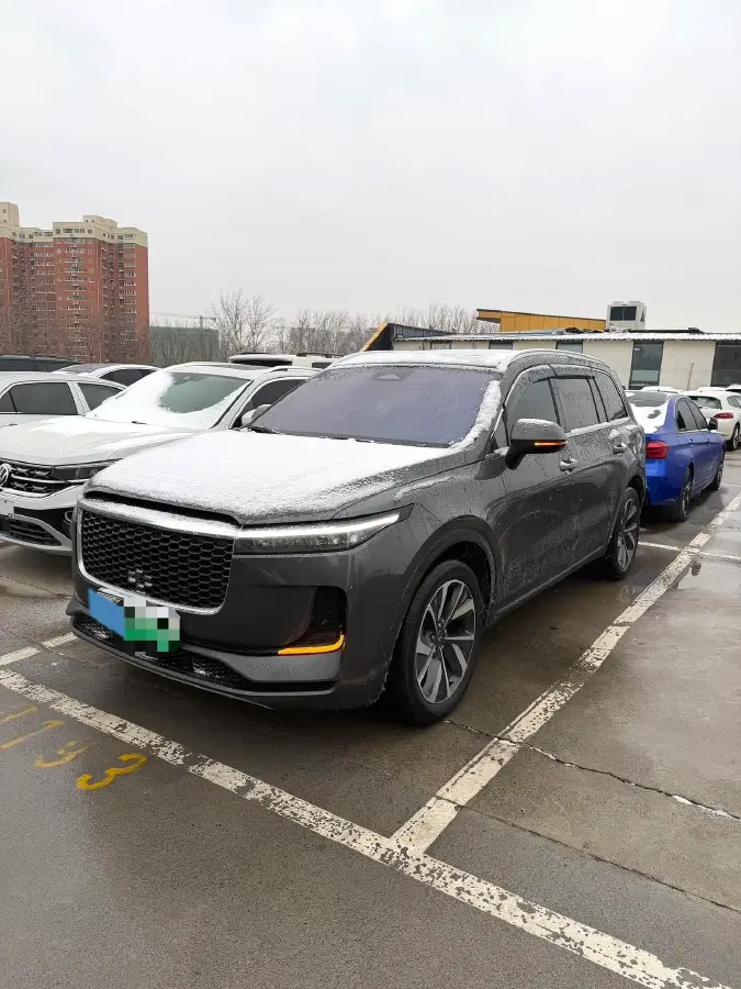 2021 Li ONE Range Extended 131HP REEV 40.5KWH