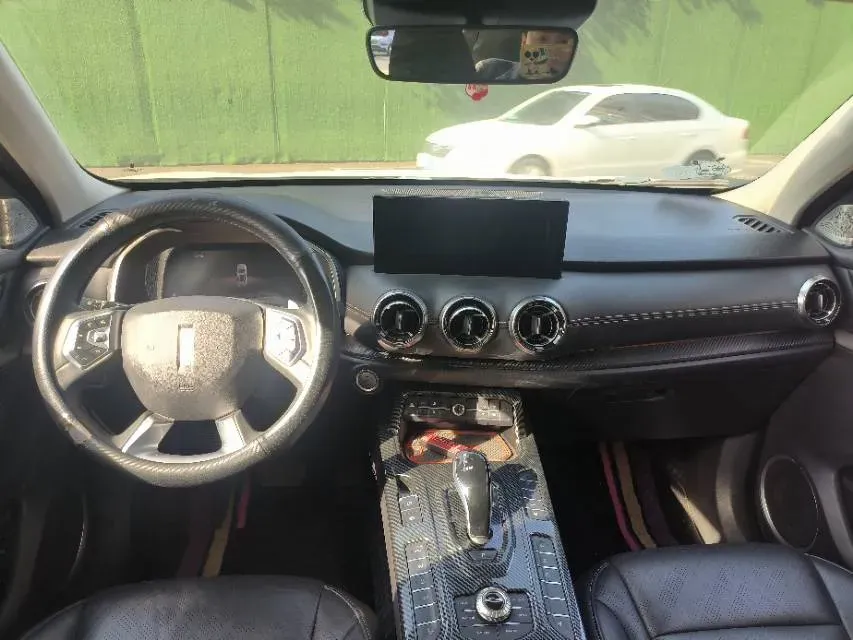 2021 WEY VV6 2.0T 227HP L4 7DCT,autocango,china used car exporter,china ev exporter,chinese used car exporter,chinese used ev exporter