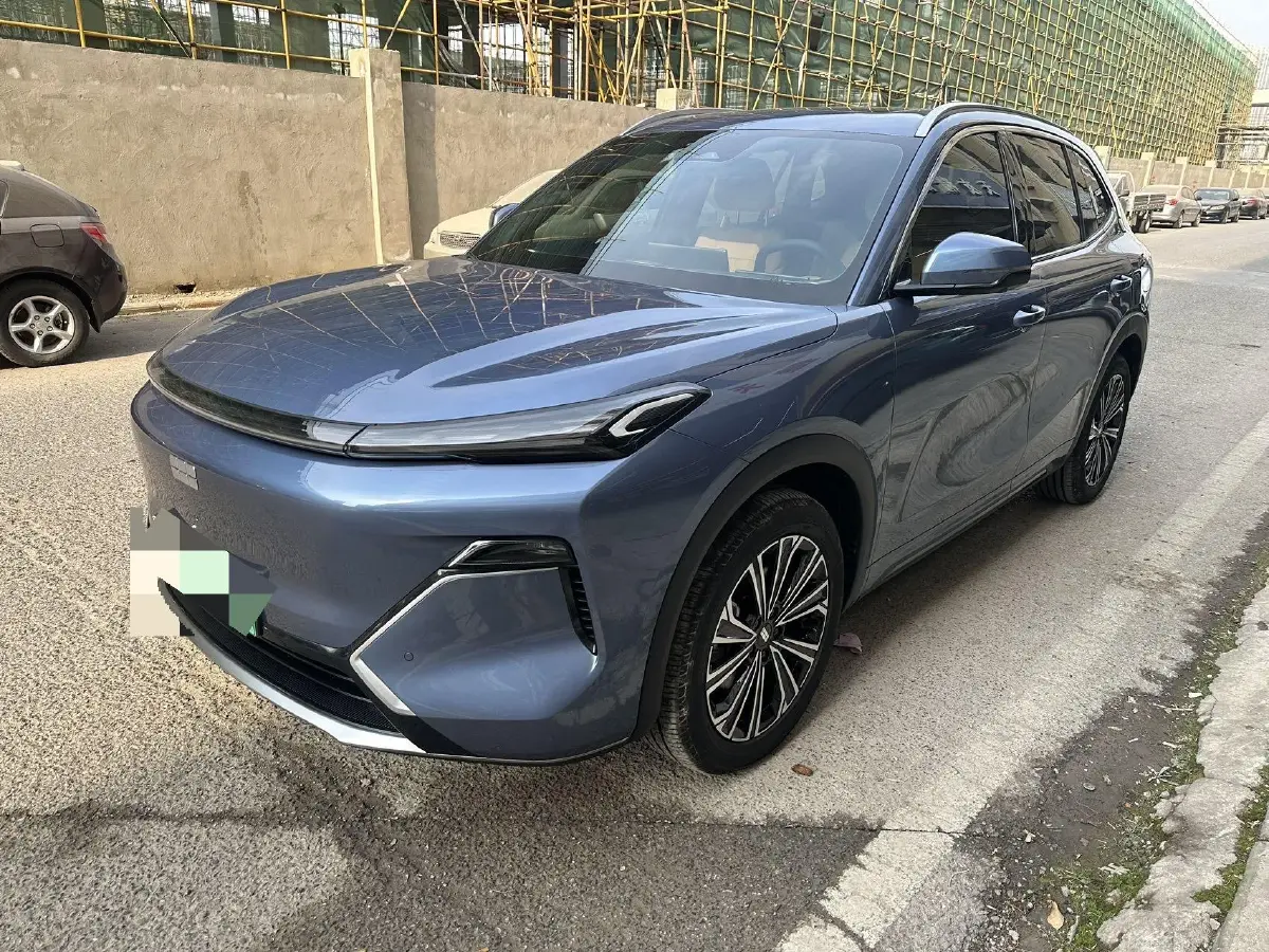 2025 BYD Sea Lion 05 DM-i 1.5L 101HP L4 E-CVT PHEV 18.3KWH