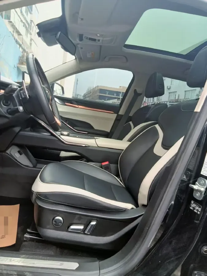 2021 Haval H6 2.0T 211HP L4 7DCT,autocango,china used car exporter,china ev exporter,chinese used car exporter,chinese used ev exporter