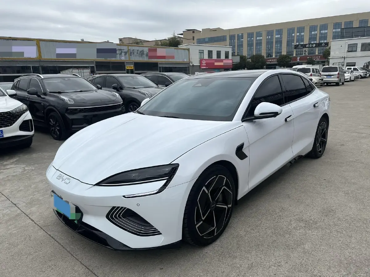 2022 AITO AITO M5 Range Extended 125HP REEV 40KWH