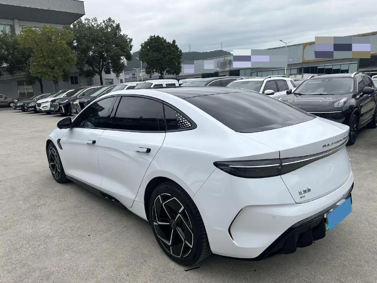 2022 AITO AITO M5 Range Extended 125HP REEV 40KWH,autocango,china used car exporter,china ev exporter,chinese used car exporter,chinese used ev exporter