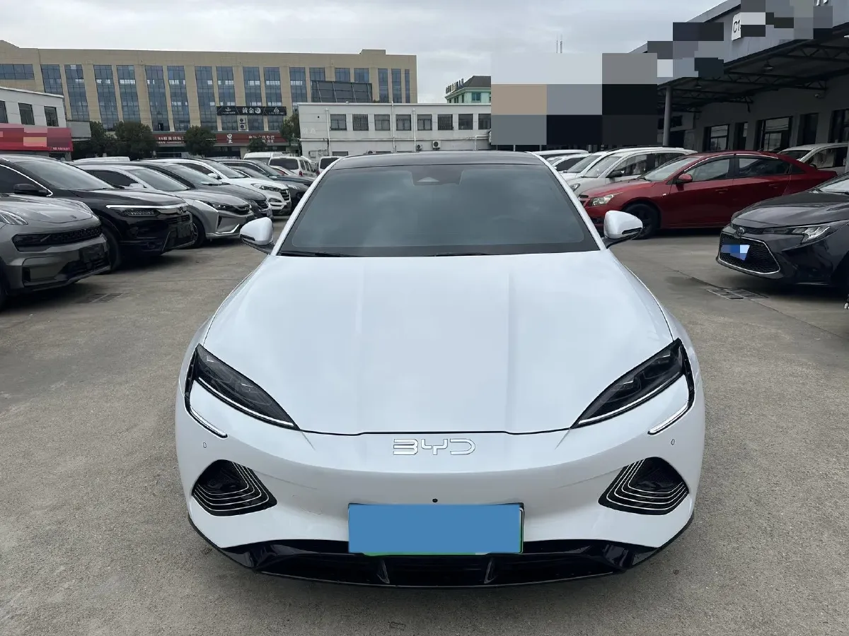 2022 AITO AITO M5 Range Extended 125HP REEV 40KWH,autocango,china used car exporter,china ev exporter,chinese used car exporter,chinese used ev exporter
