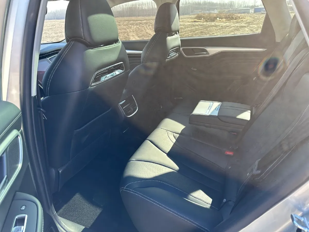 2018 Roewe MARVEL X BEV 52.5KWH,autocango,china used car exporter,china ev exporter,chinese used car exporter,chinese used ev exporter