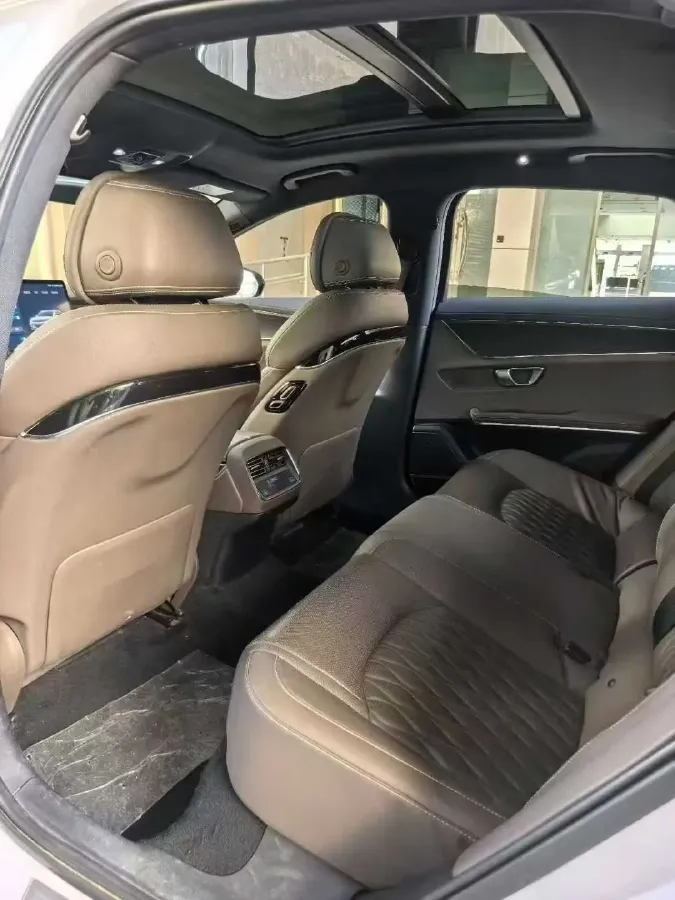 2020 WEY VV7 2.0T 227HP L4 7DCT PHEV,autocango,china used car exporter,china ev exporter,chinese used car exporter,chinese used ev exporter