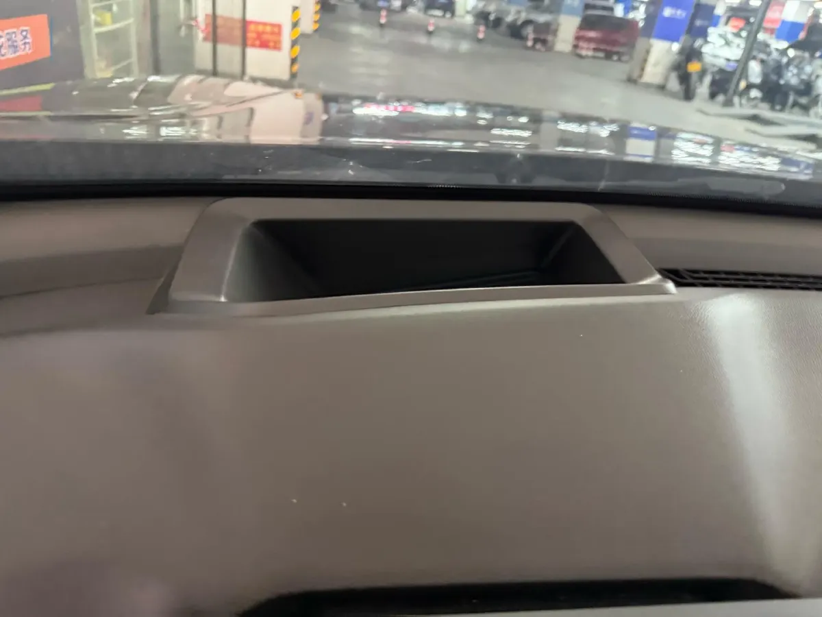 2021 Haval H6 1.5T 169HP L4 7DCT,autocango,china used car exporter,china ev exporter,chinese used car exporter,chinese used ev exporter