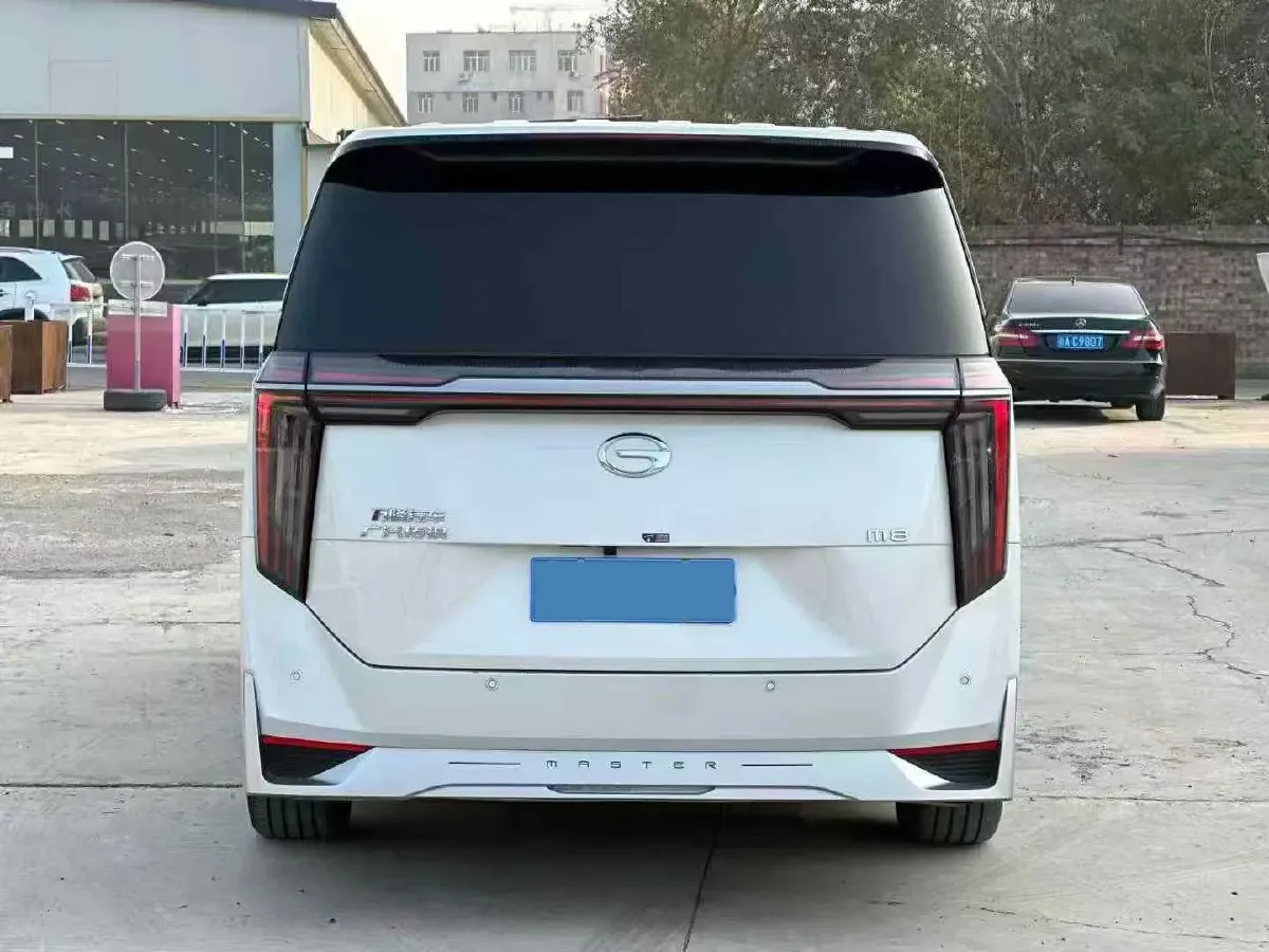 2023 GAC Trumpchi M8 2.0T 252HP L4 8AT,autocango,china used car exporter,china ev exporter,chinese used car exporter,chinese used ev exporter