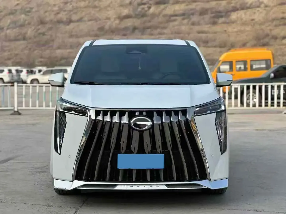 2023 GAC Trumpchi M8 2.0T 252HP L4 8AT,autocango,china used car exporter,china ev exporter,chinese used car exporter,chinese used ev exporter