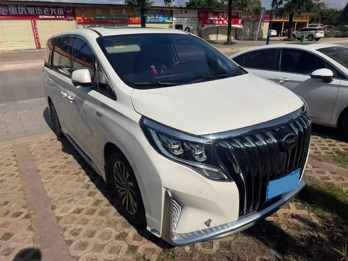 2021 GAC Trumpchi M8 2.0T 252HP L4 8AT,autocango,china used car exporter,china ev exporter,chinese used car exporter,chinese used ev exporter
