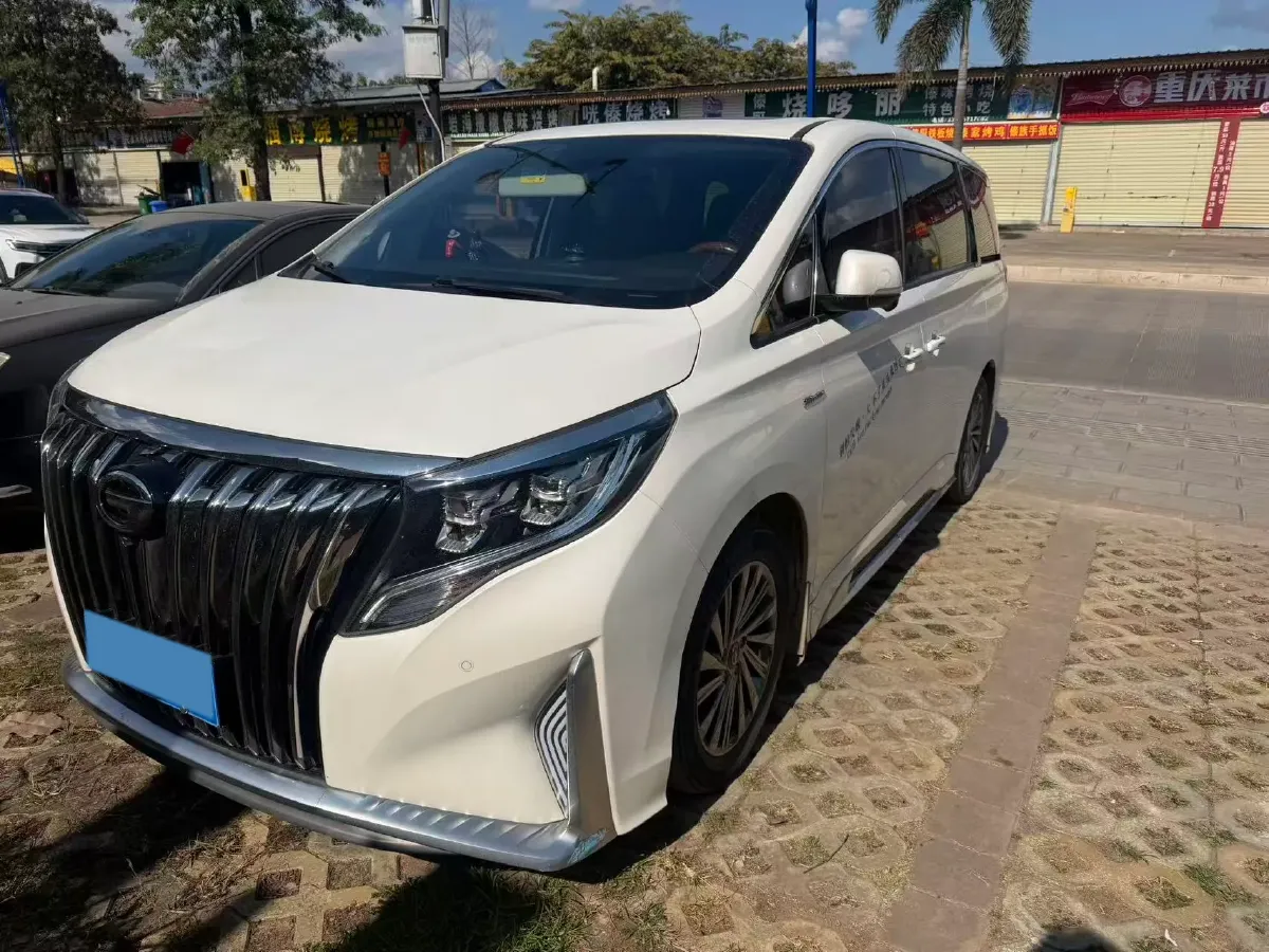 2021 GAC Trumpchi M8 2.0T 252HP L4 8AT,autocango,china used car exporter,china ev exporter,chinese used car exporter,chinese used ev exporter