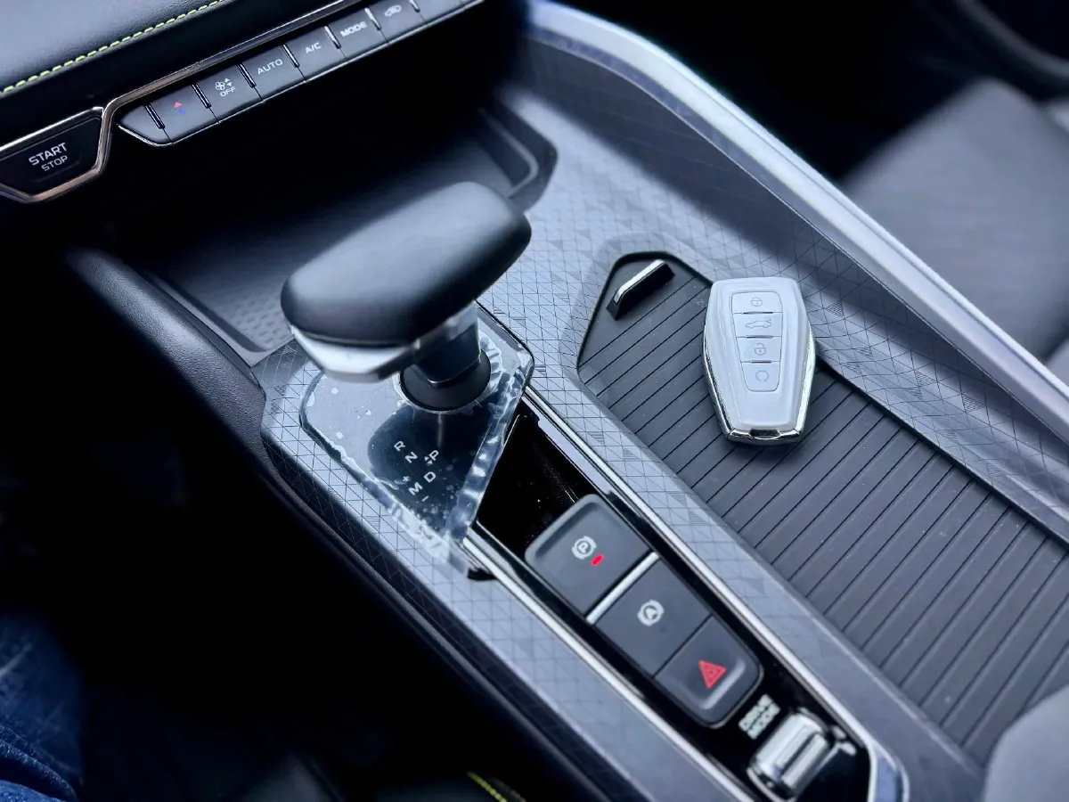 2023 Geely Preface 1.5T 181HP L4 7DCT,autocango,china used car exporter,china ev exporter,chinese used car exporter,chinese used ev exporter