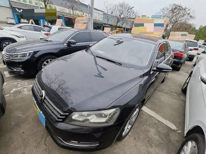 2011 Volkswagen Passat 2.0T 200HP L4 6DCT